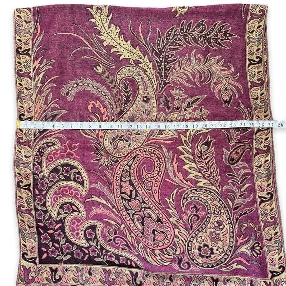 Paisley Print Metallic Gold and Magenta Tasseled Shawl - Picture 8 of 13